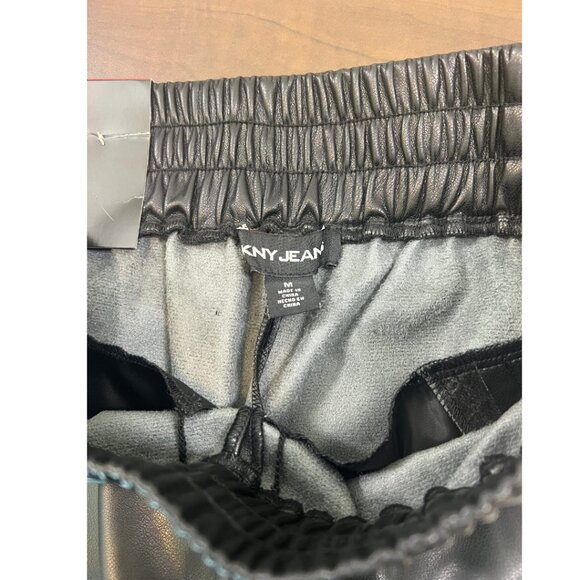 NWT DKNY Faux Leather Pull-On Pants Black Size Medium with Side Pockets Women's - Picture 6 of 9